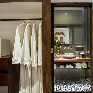 Luxury Double Room USD10 Credit Spa